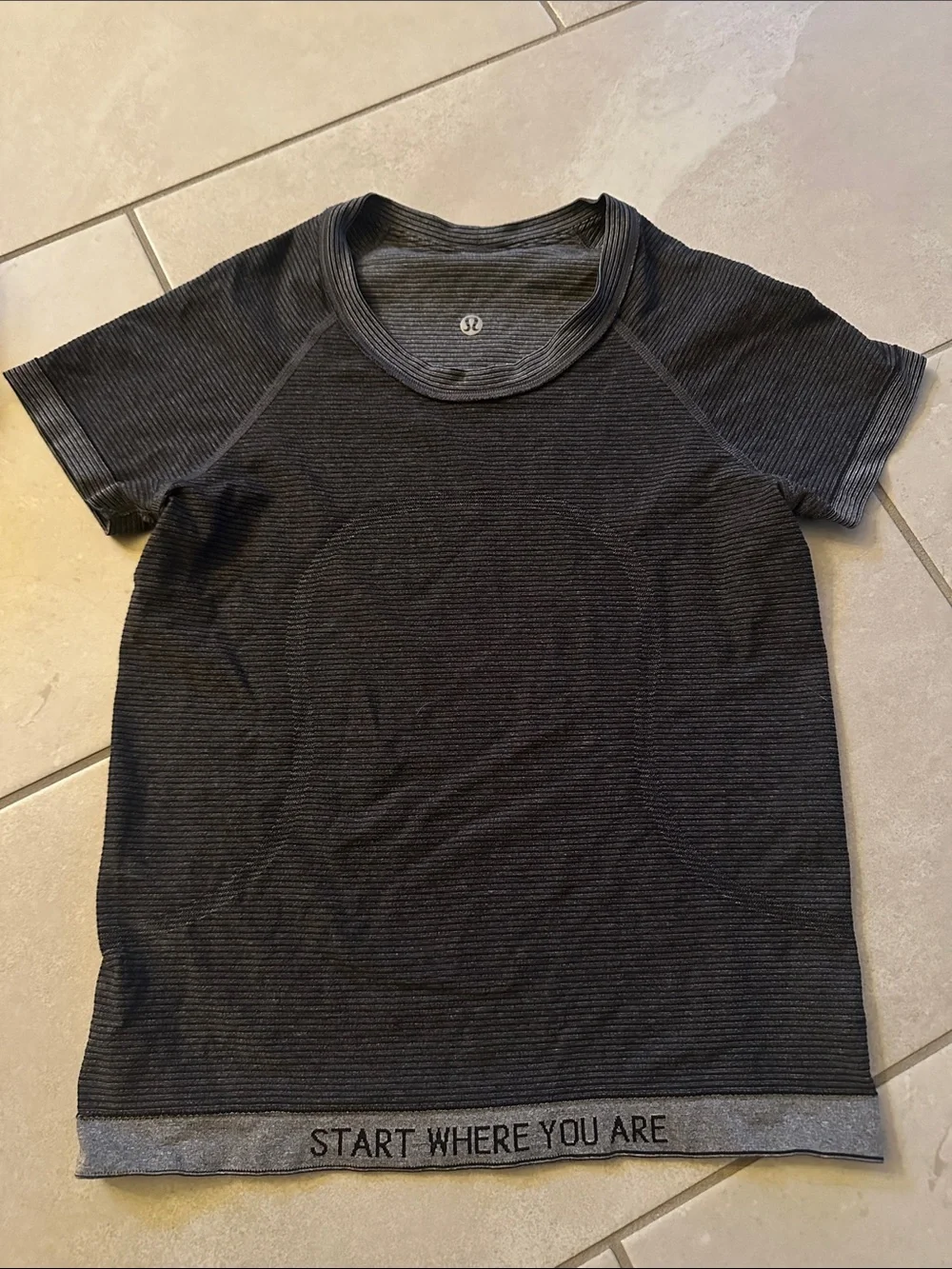 lululemon athletica womens Short Sleeve Seamless Tee — Charcoal gray and black
